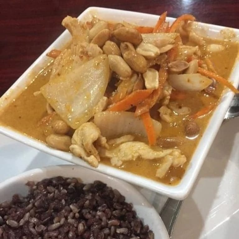 Explore Our Curry Dishes